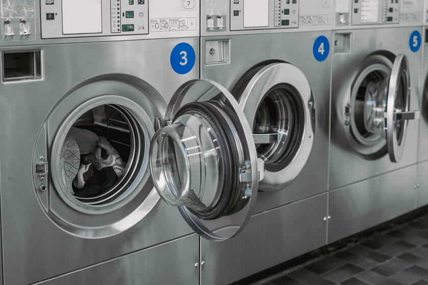 How To Use A Laundromat: A First-Timer's Guide